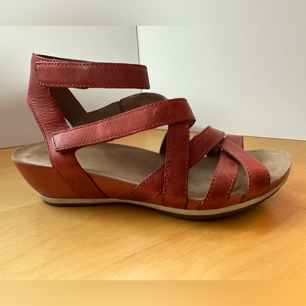 Dansko Veruca Women's Red-Orange Strappy Sandals